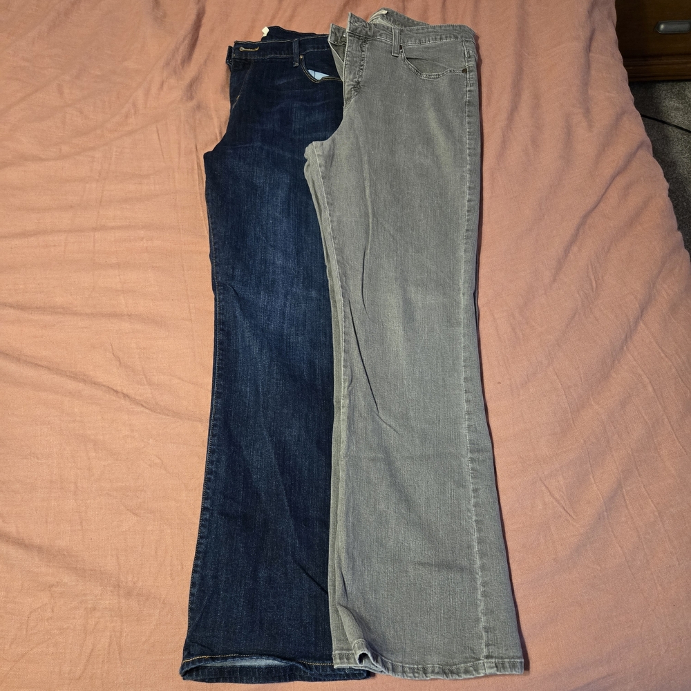 2 Pair Womens Size 16 Jeans